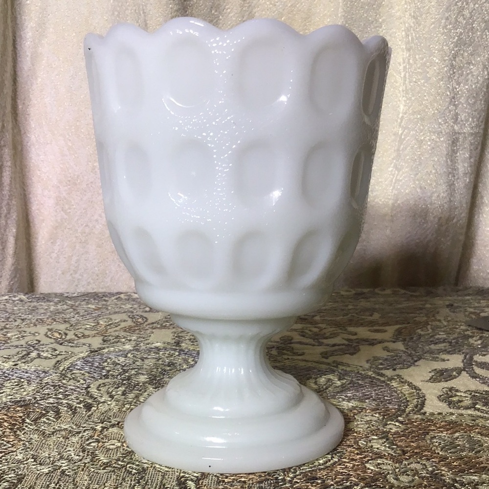 🔥Milk Glass vintage EI Brody authentic pedestal goblet style thumprint texture